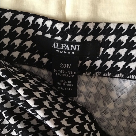 Plus Size Alfani Woman Skirt - Picture 3 of 3